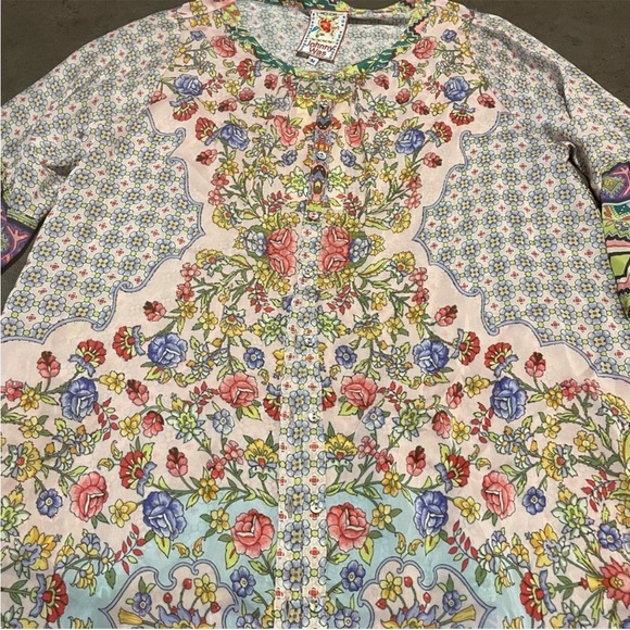 Johnny Was Tempo button top - Picture 2 of 9